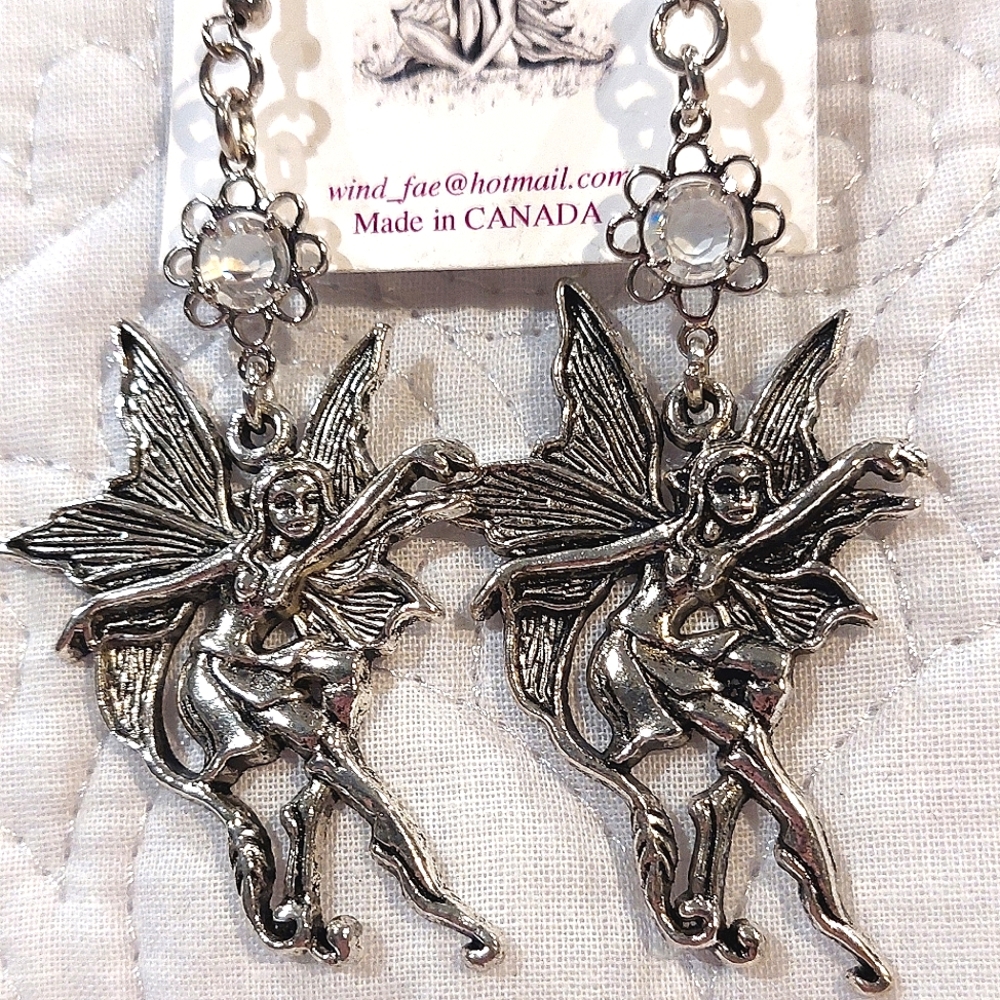Ruffles & Stripes Women's Handmade Fairy and Gemstone Earrings NWT - Picture 2 of 3